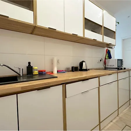 Homestay szállás Batory - Peaceful Retreat, 10 Minutes To Old Town & Seaside Gdańsk